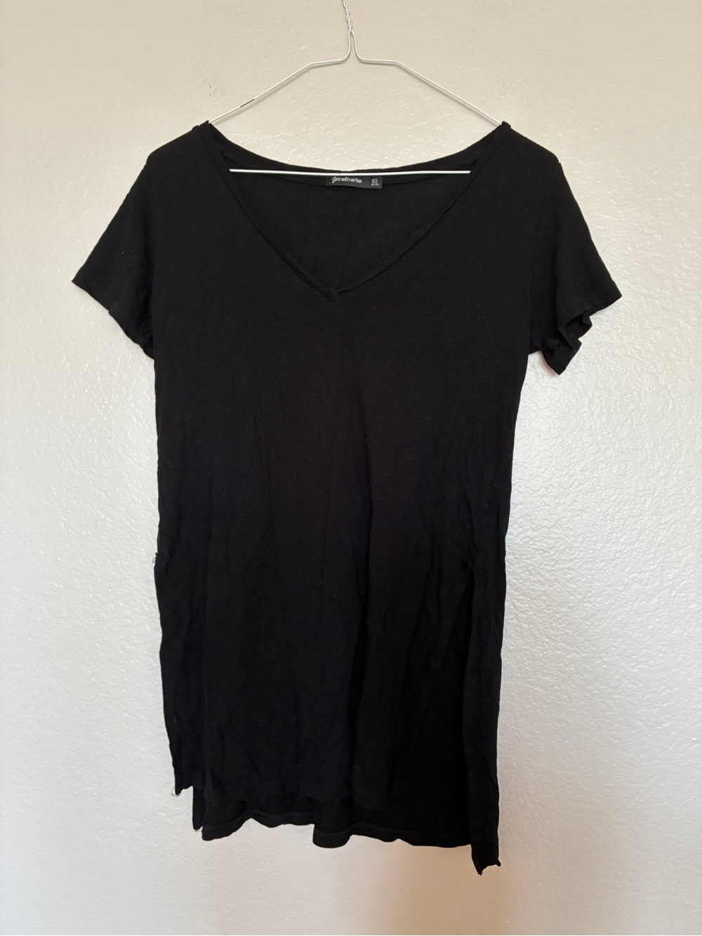 Stradivarius Black V-Neck Short Sleeve Top with Side Slits Size S Whimsygoth Alt